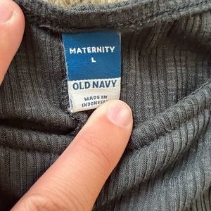 Women’s Old Navy breastfeeding tank
